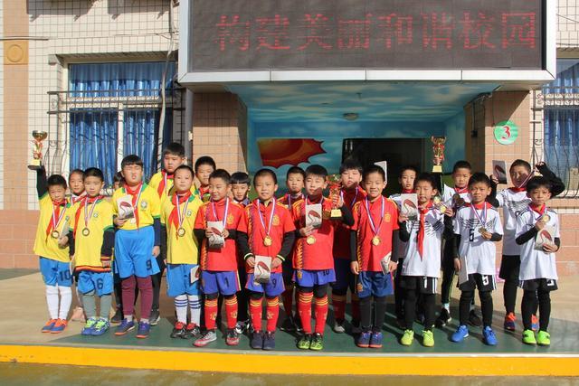 巴萨决定对602欧元罚款提起上诉，坚称自身行为无误
